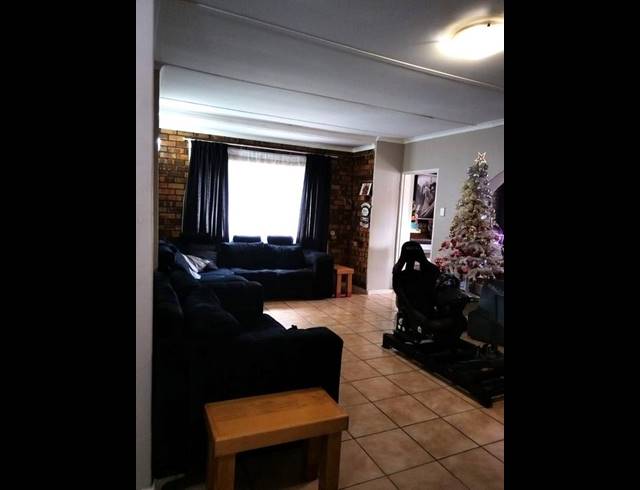 3 BEDROOM HOUSE FOR SALE IN MINNEBRONNE